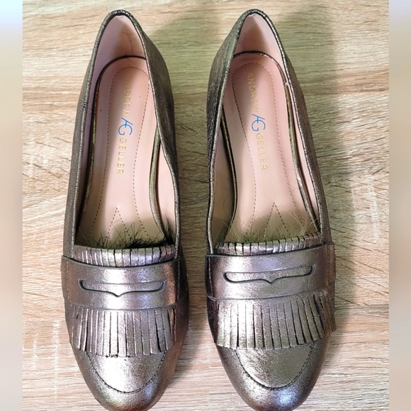 Andrew Geller Shoes - GOLD Tassel loafers size 9.5 Andrew Geller Coastal Grandma Fringe